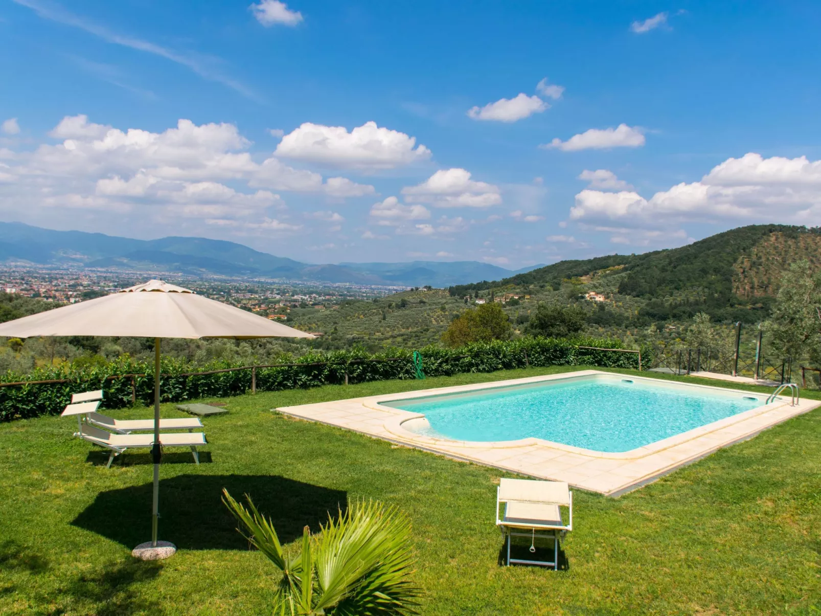 Ein Haus in der Olivenhaine - casa buriano GIULIA-Buiten