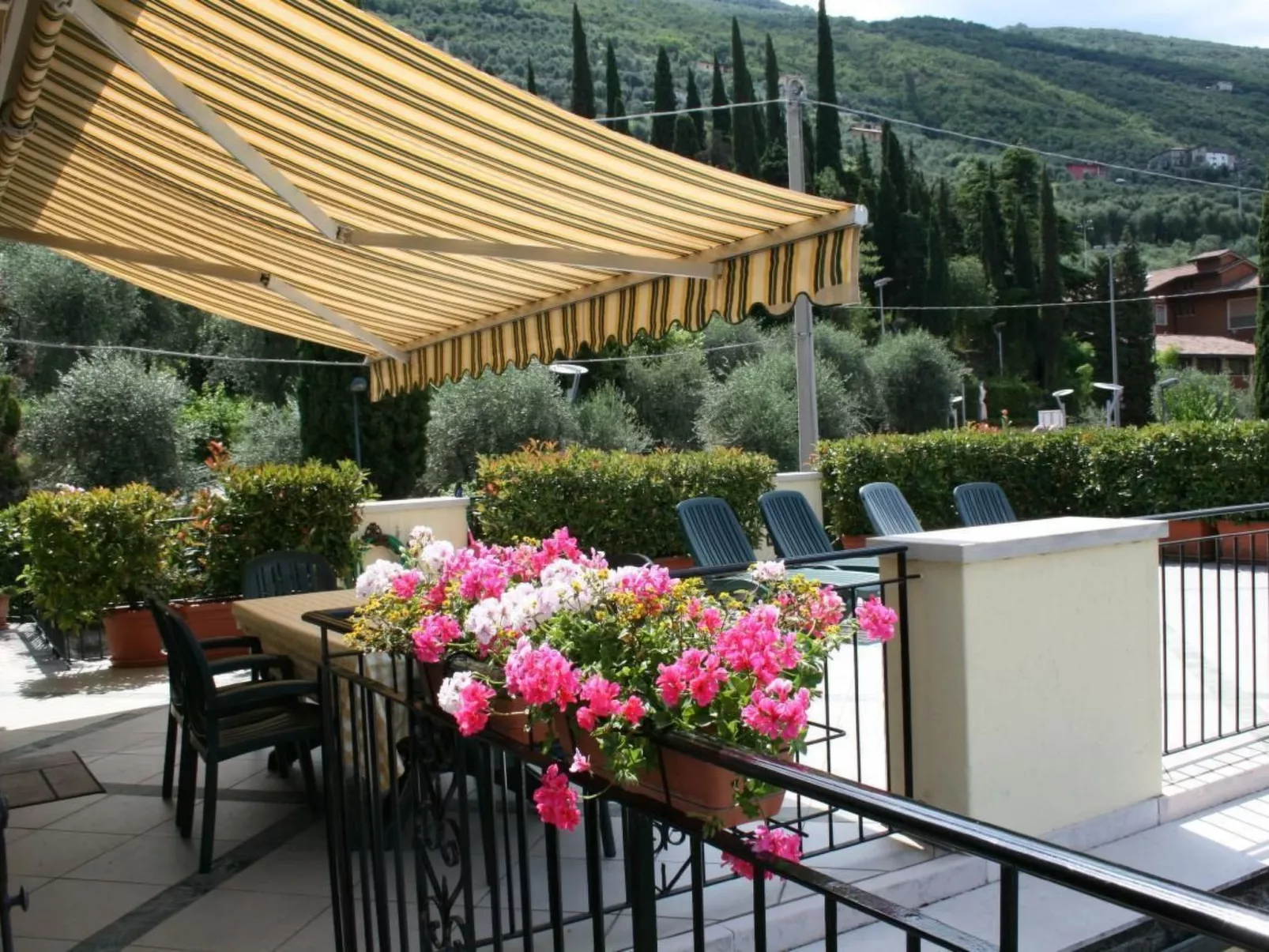 Wohnung 'Casa Cedraia' mit Wasserblick-Binnen