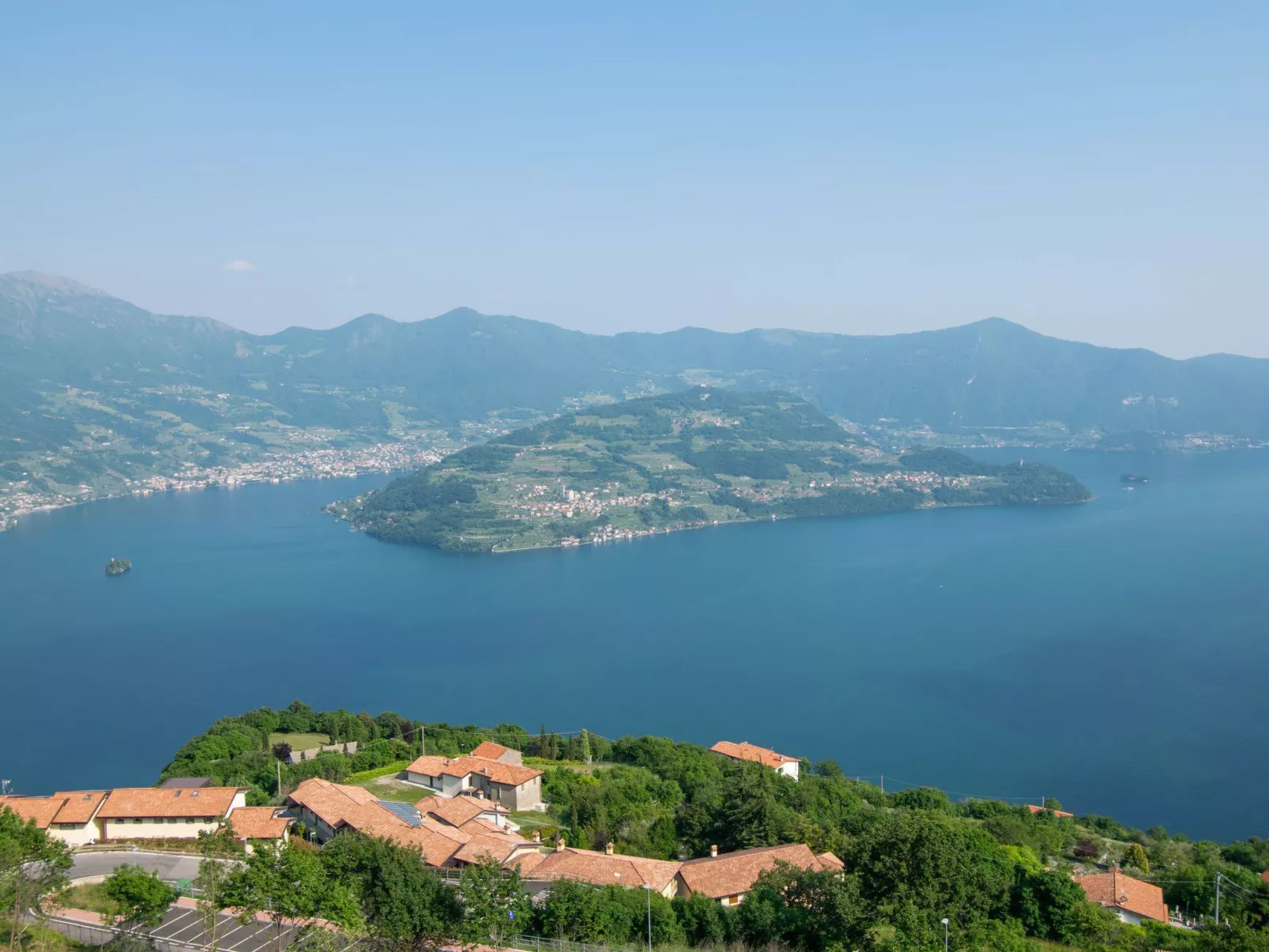 Wohnung mit Panaoramaterrasse und Pool-Binnen