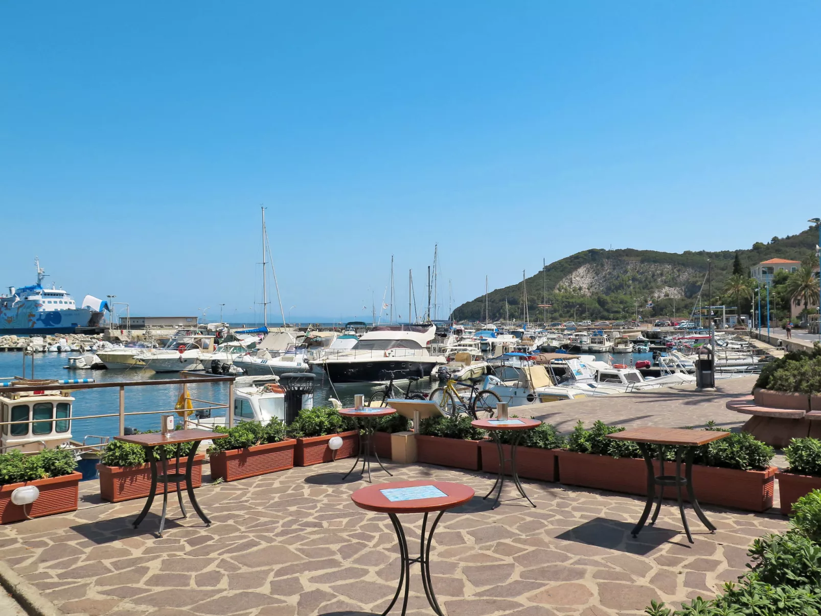 Villaflair - Villa Bensa Cavo - Omgeving