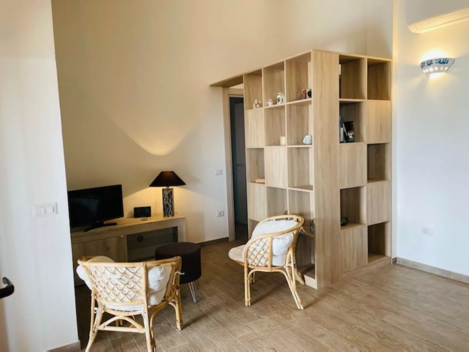 'Villa Ancora' in Strandnähe-Image-tags.info