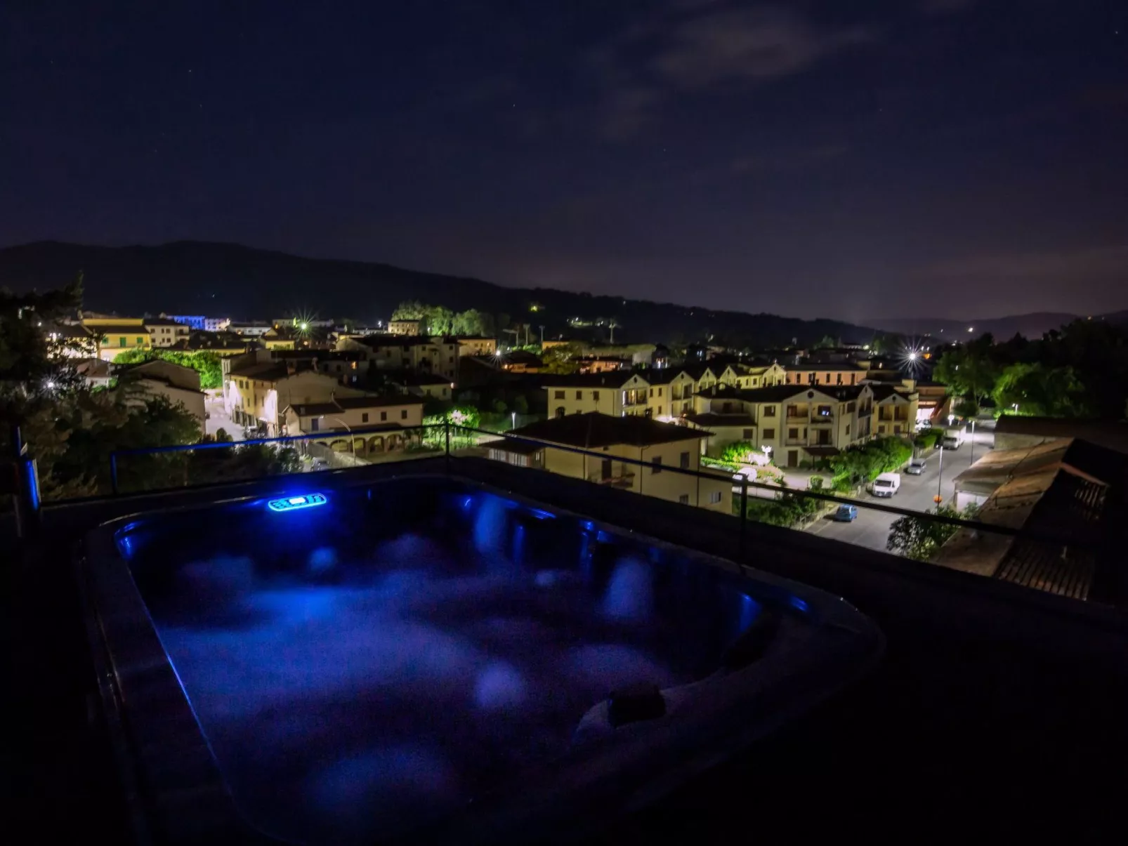 Medieval Tower mit Whirlpool auf der Dachterrasse-Binnen