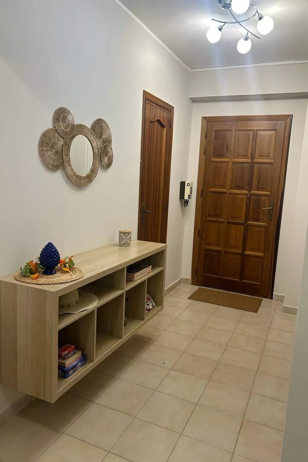 Cocciu D'Amuri-Binnen