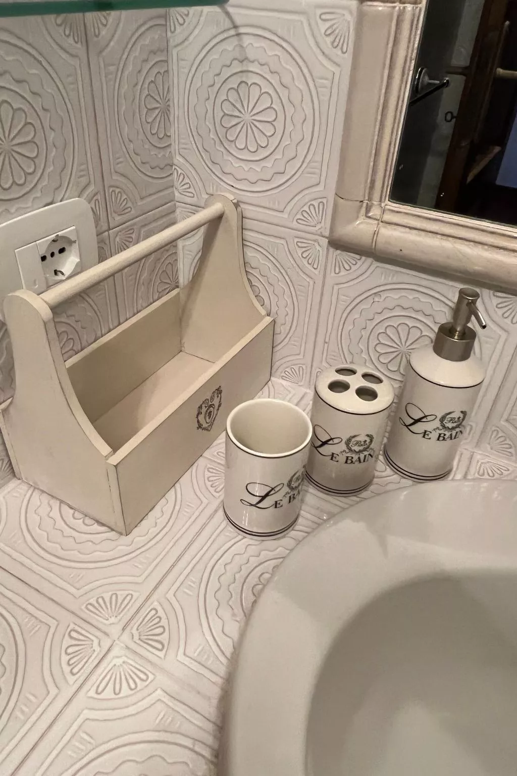 Blue Dawn. Eindrucksvolle Meersicht Coda Cavallo-Binnen