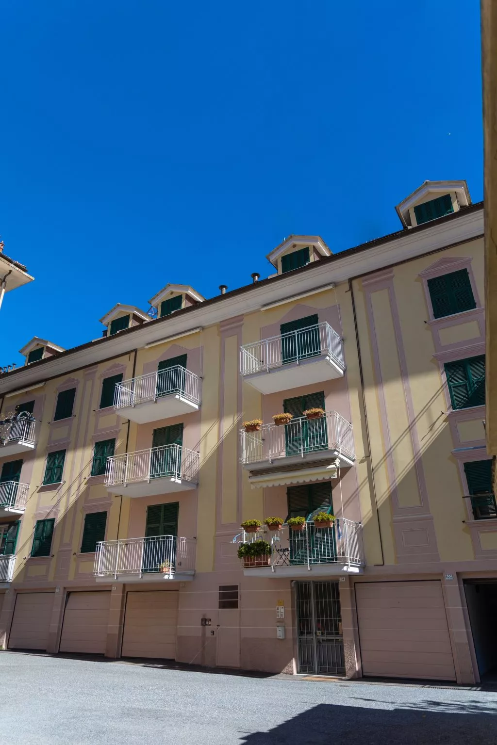 Loving Alassio - Eine hochmoderne Drei-Zimmer-Wohnung am Meer-Binnen
