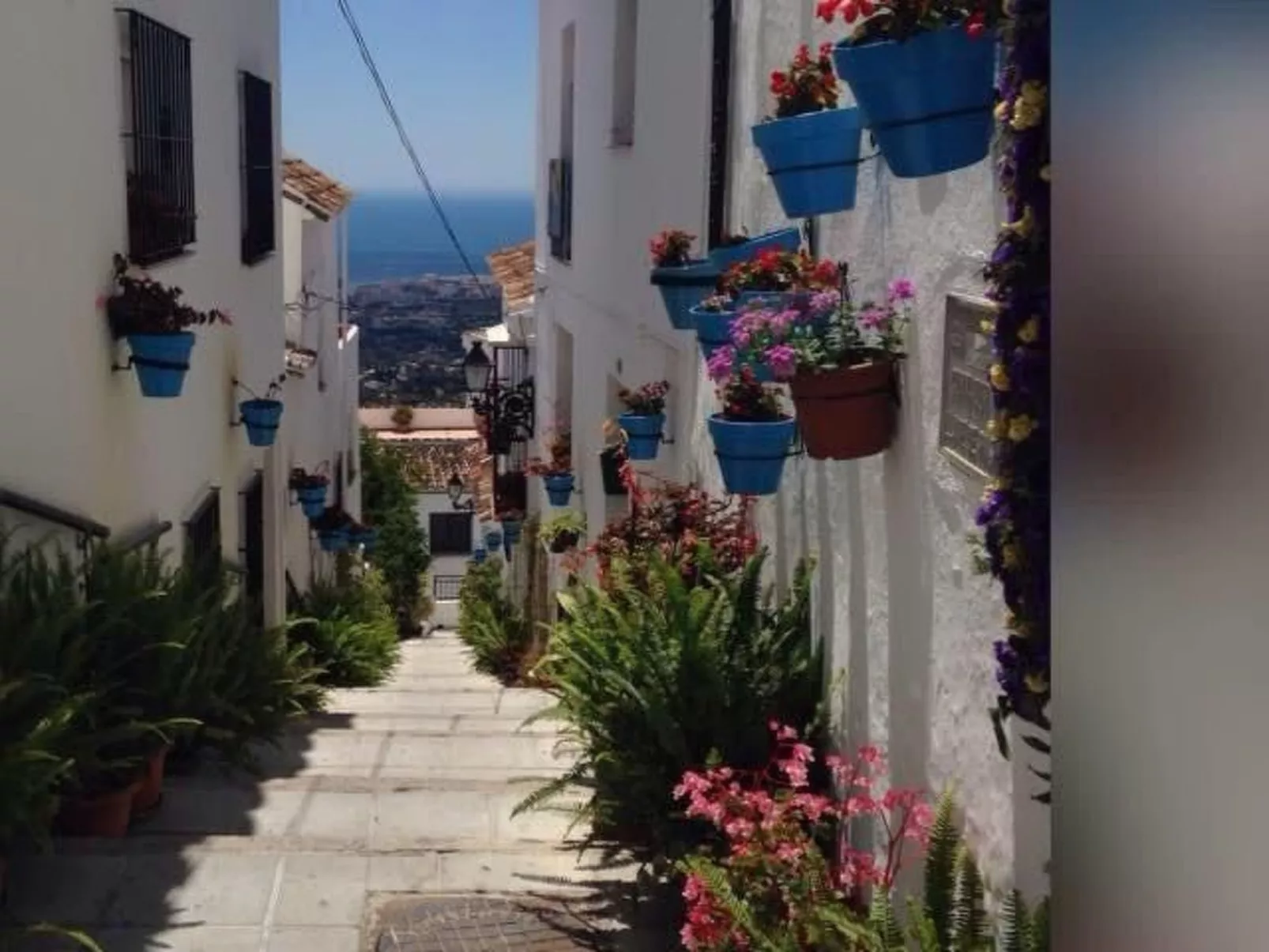 Villa Bella Vista mit Panoramablick und priv. Pool-Buiten
