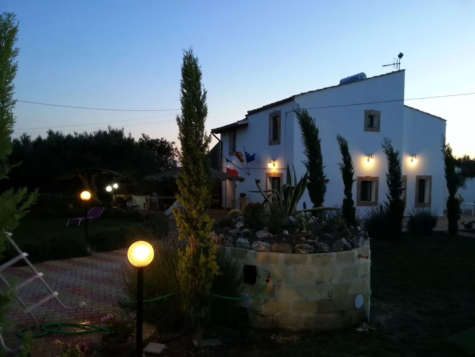 Ein-Zimmer-Wohnung 'Conte Luna-Buiten