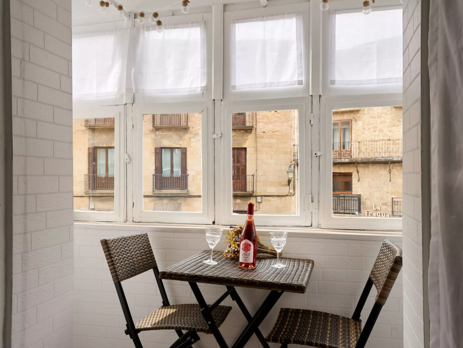 El Mirador de Olite-Image-tags.info