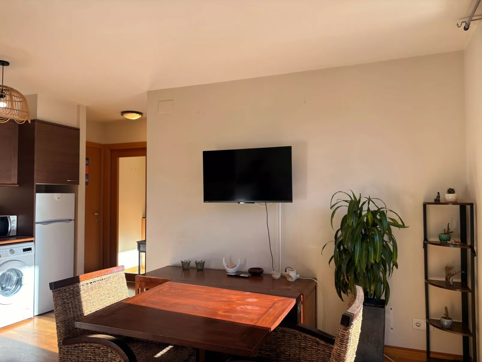 Erdgeschosswohnung Aüt 1 mit privatem Garten in Vall de Boí-Binnen