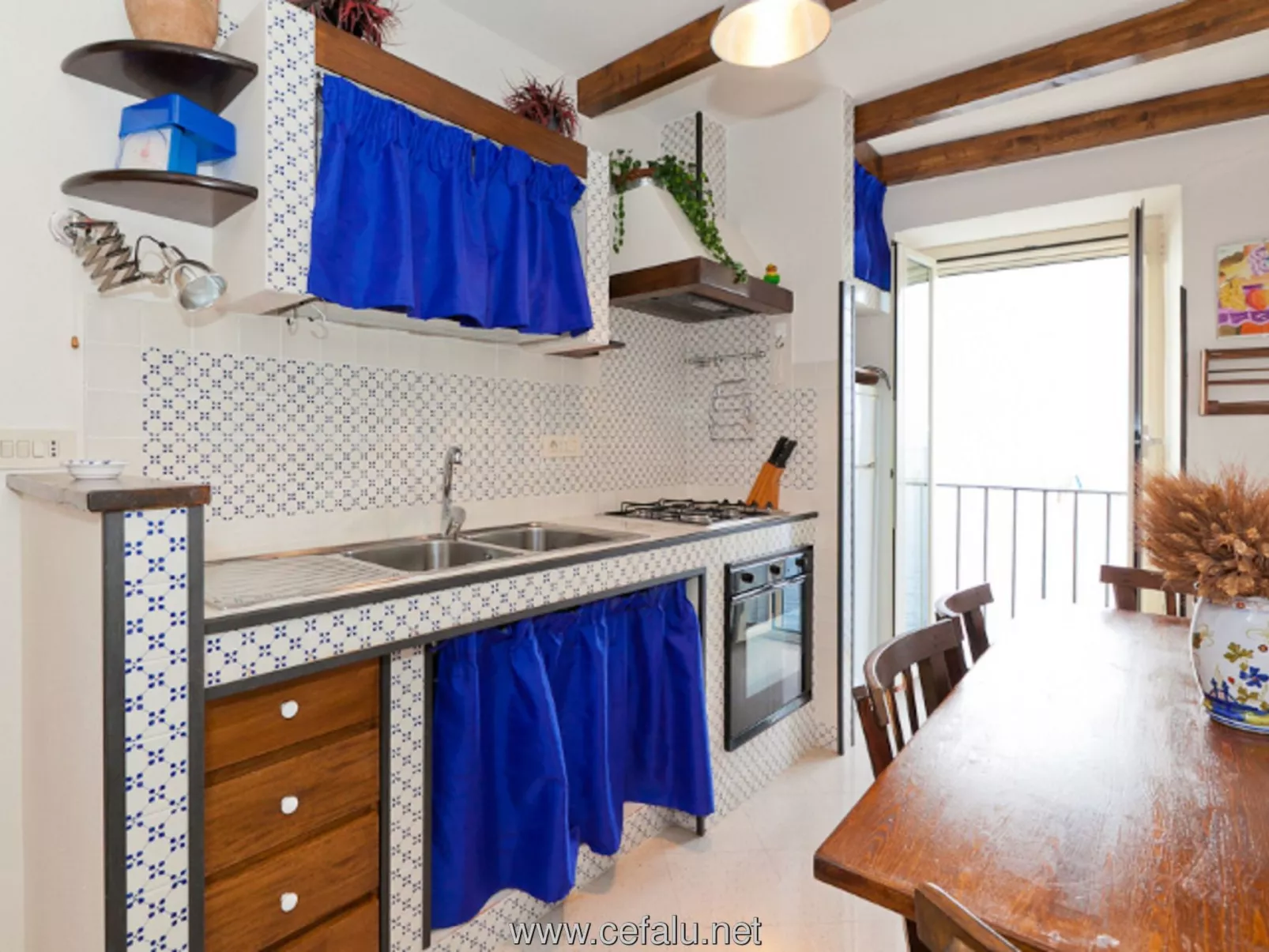 Lara-Terrasse-Binnen