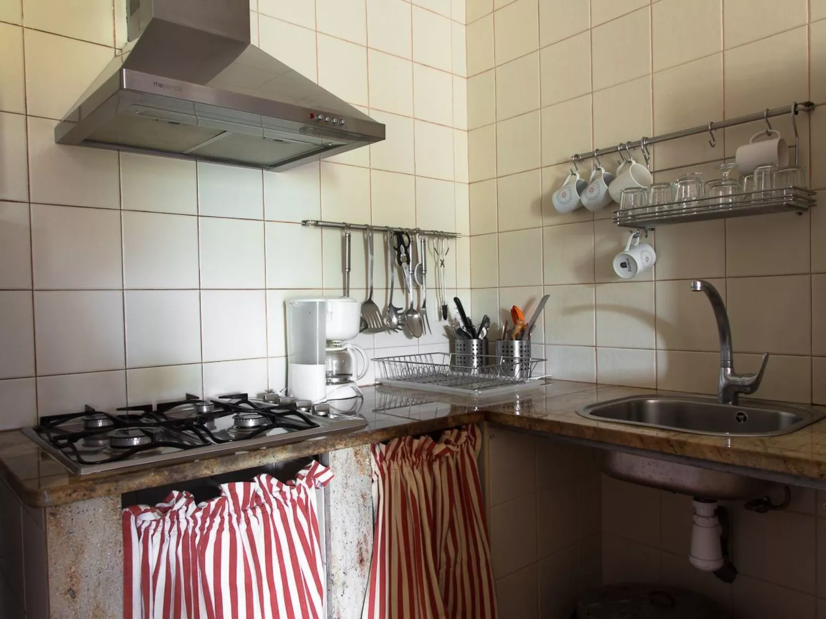 Mit Wasserblick-Binnen