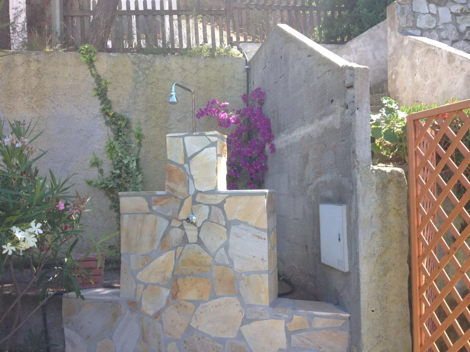 Wunderschönes Appartement in Capoliveri mit Terrasse, Garten und Grill-Binnen