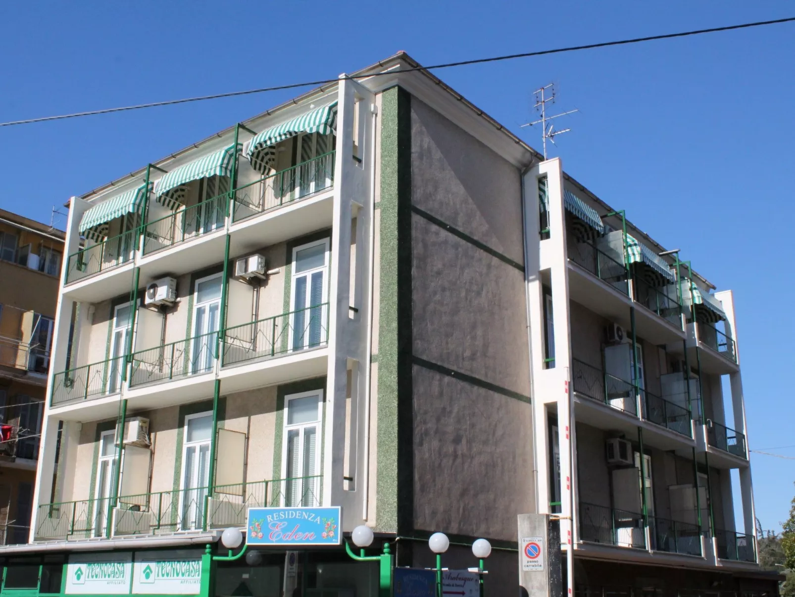 Schöne Wohnung in Albisola Superiore-Buiten