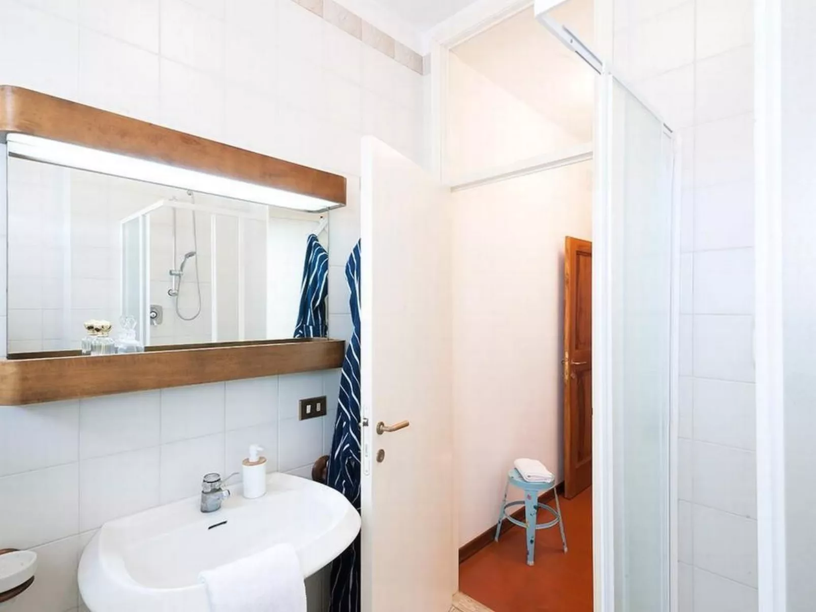 Villa Paola, Marken Urlaub, privater Pool-Binnen