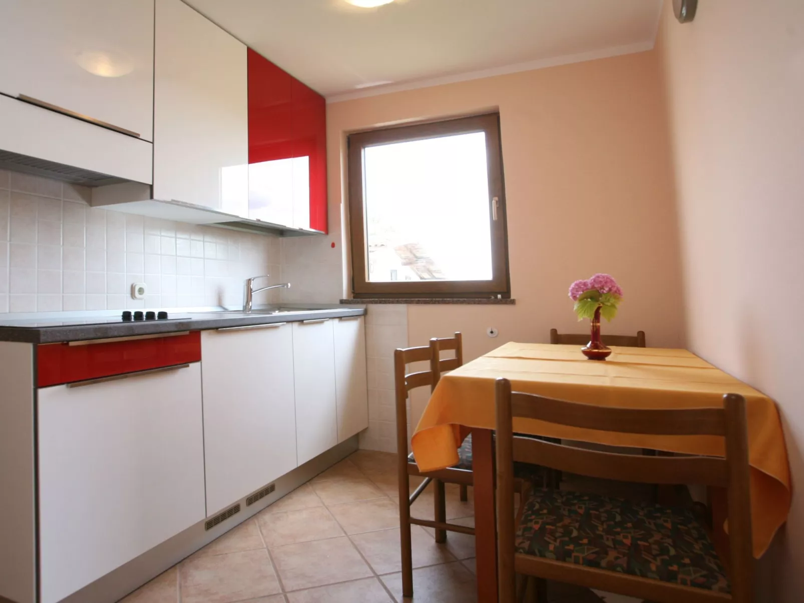 1573593-Image-tags.info