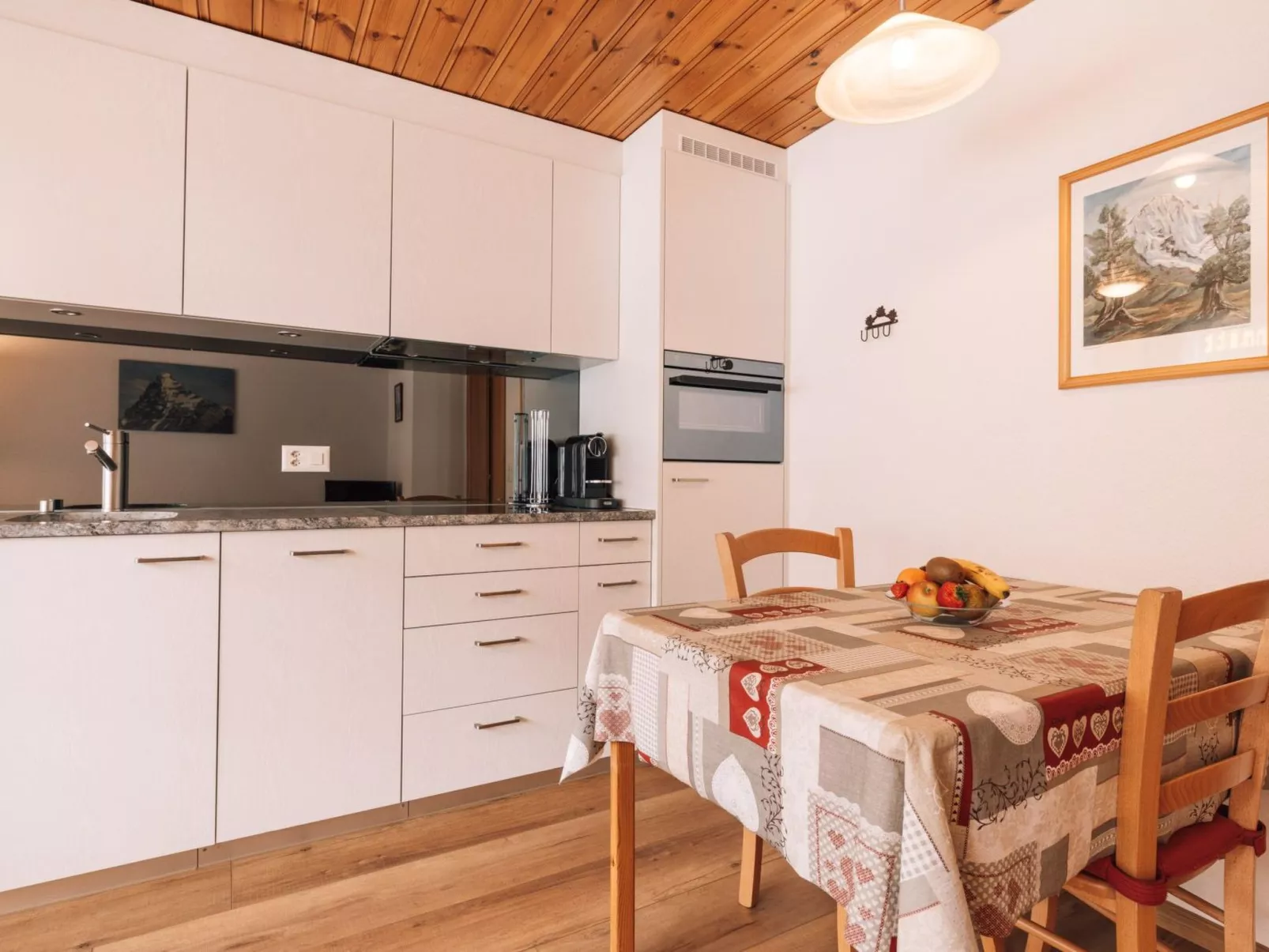 Hohturnen 2-Zimmer Wohnung-Binnen