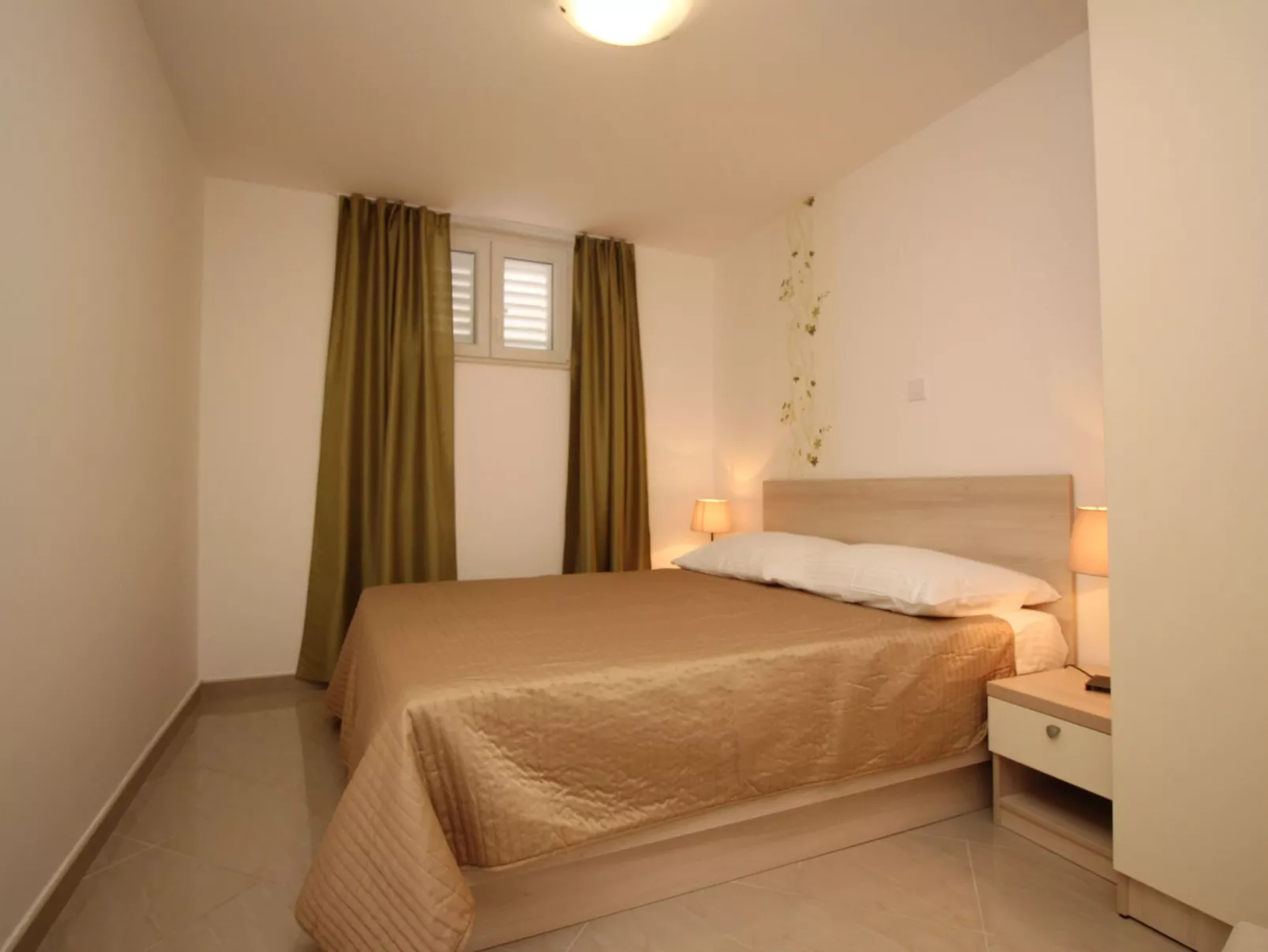 Gemütliche Ferienwohnung in Baška mit gemeinsamem Pool und Grill-Binnen