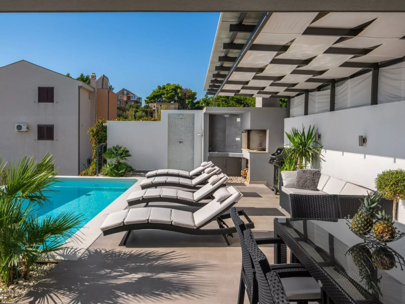 "Villa Palladium" mit Whirlpool-Buiten