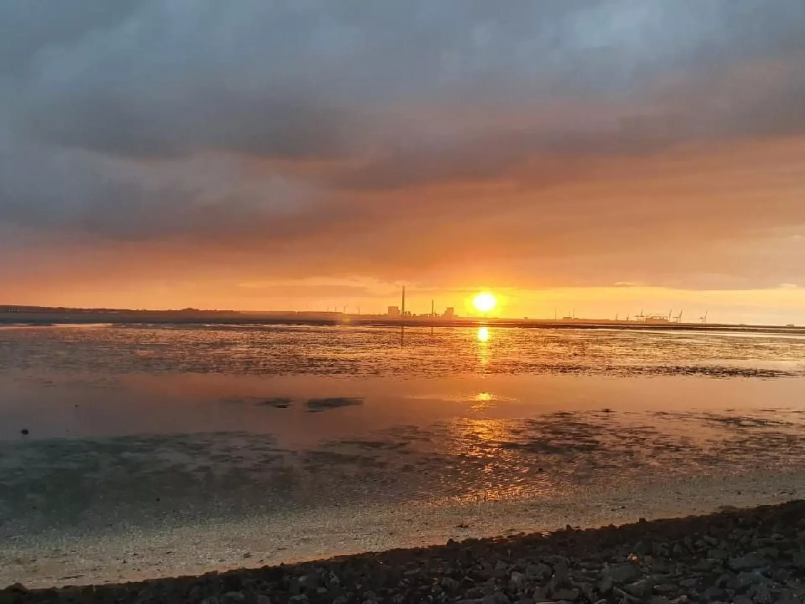 N4 Haus in Nordseenähe mit Terrasse und Garten-Binnen