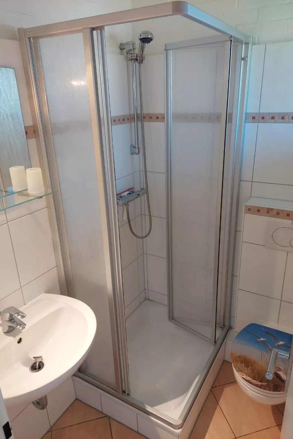 In Tossens mit Schönem Garten-Binnen