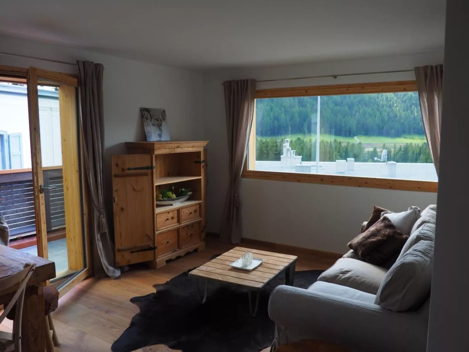 Chesa La Tegia-Binnen