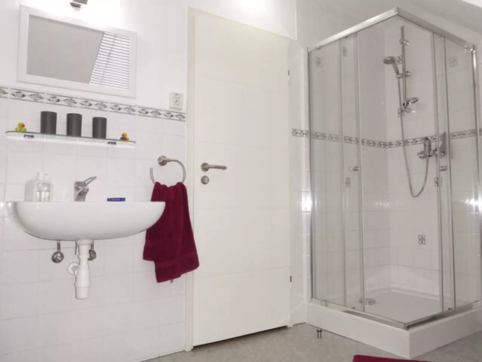 Wohung mit Balkon und Garten nahe Stadtgrenze-Binnen