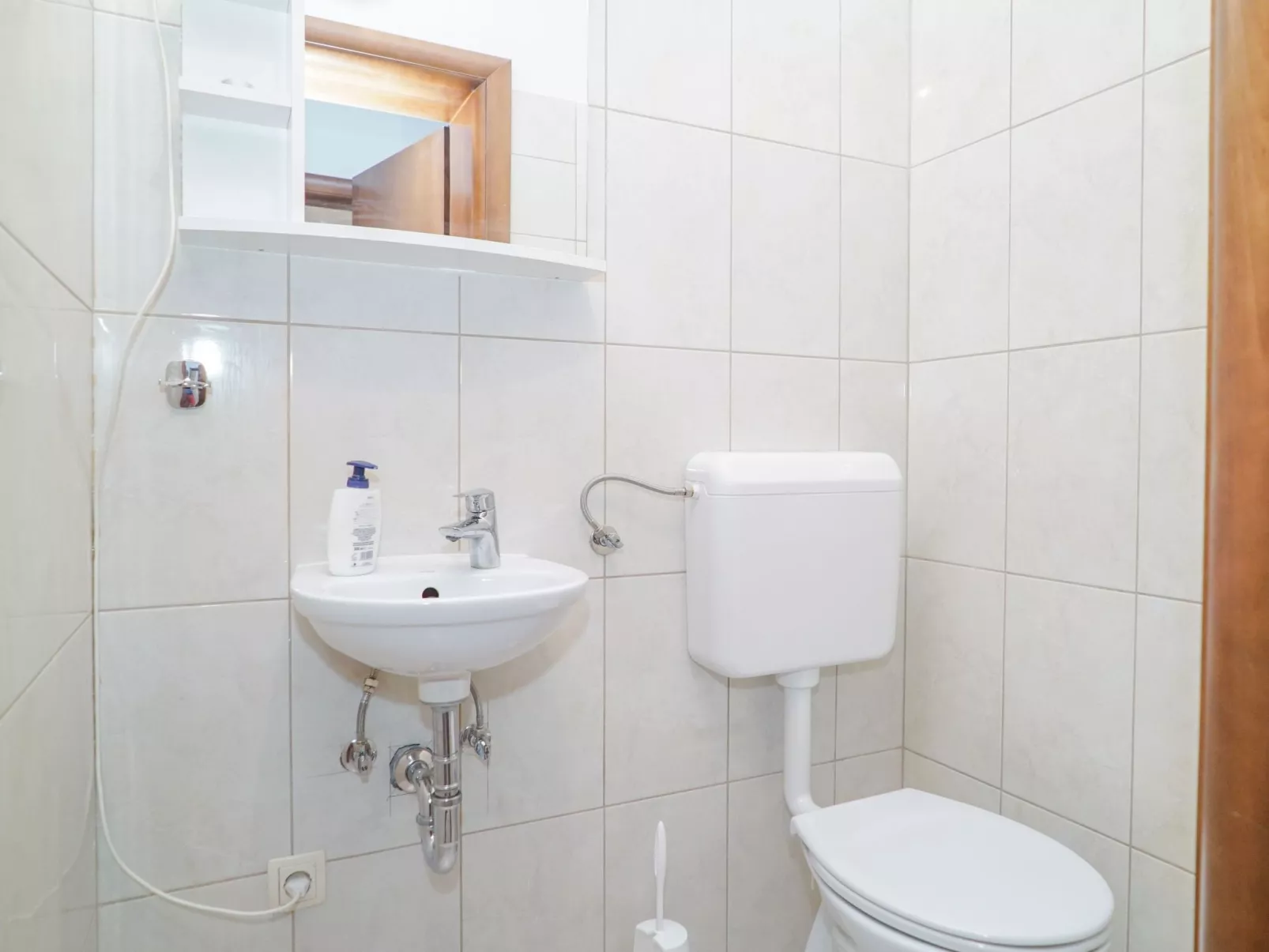 In der Nähe des Meeres und des Sees-Image-tags.info