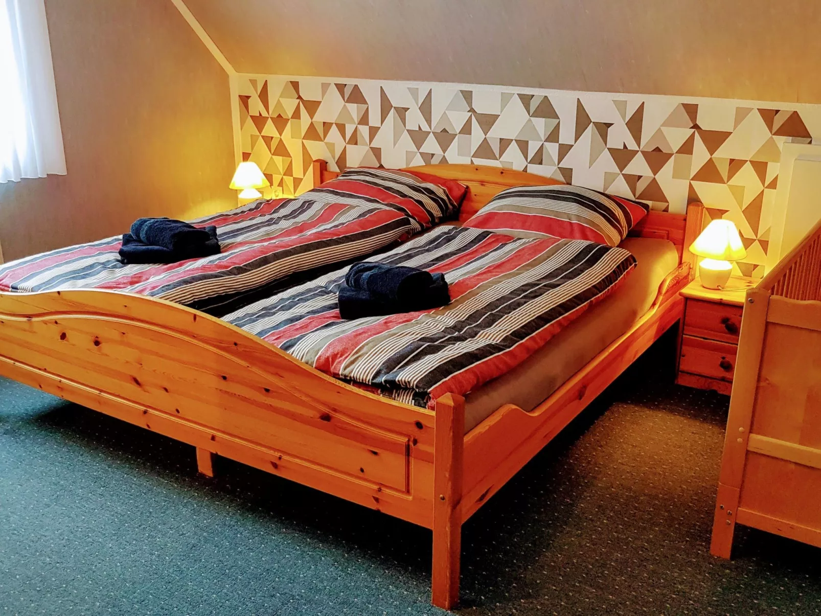 Ferienvilla mit Garten, Grill und Terrasse-Binnen