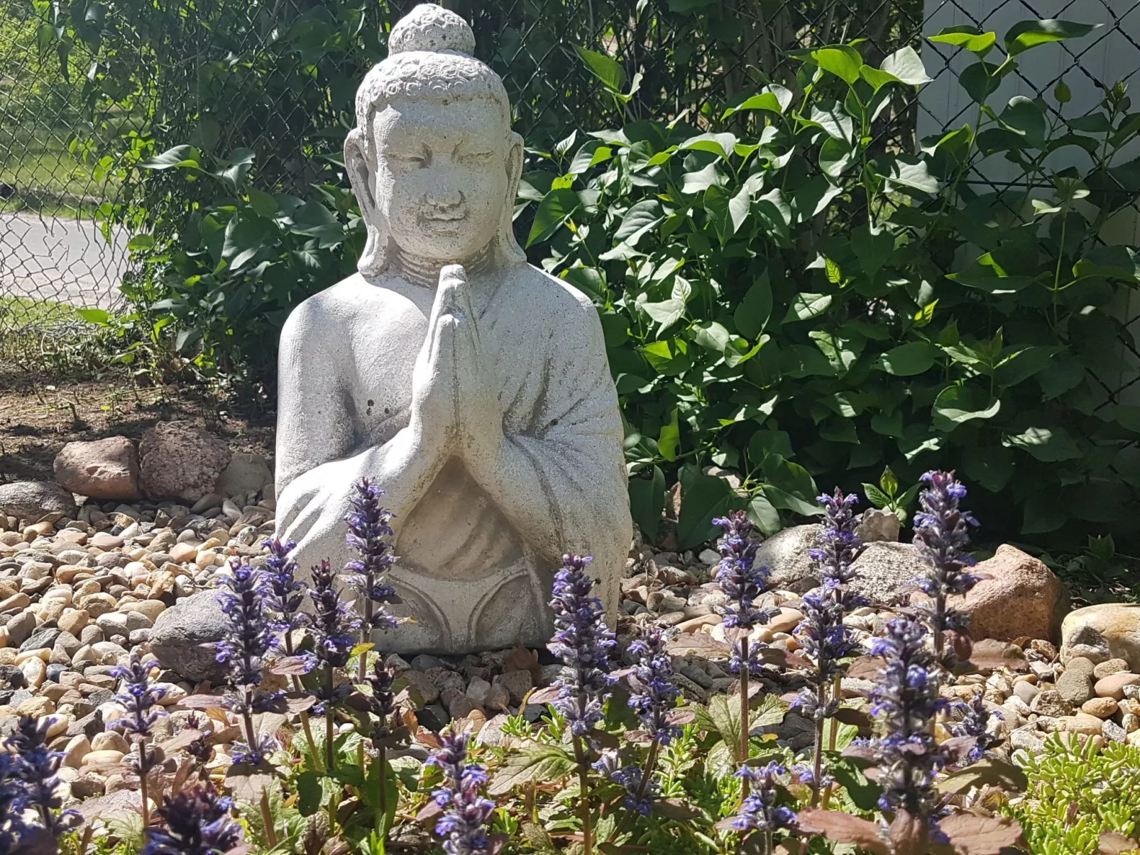 Mit Garten, Grill und Terrasse-Buiten