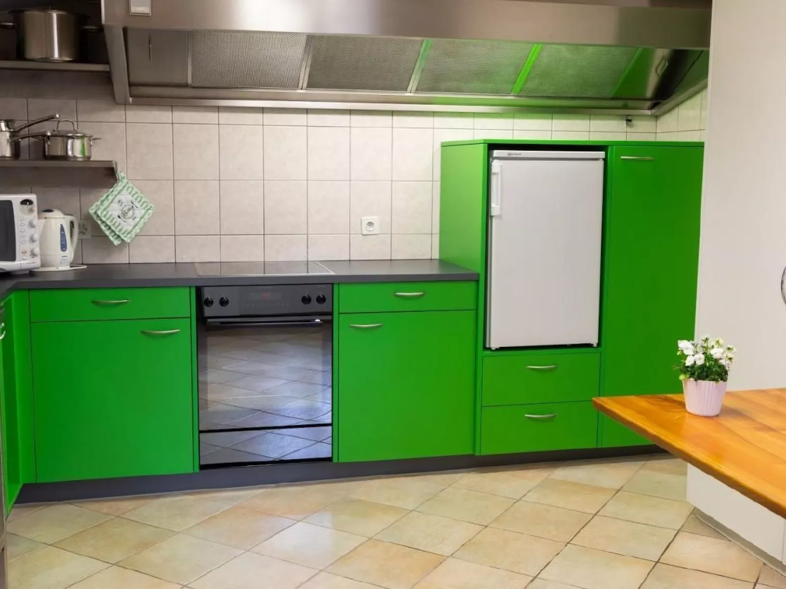 Unterkunft auf 2 Etagen-Binnen