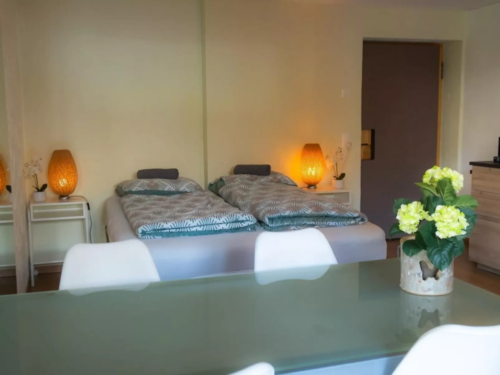 Cozy Accomodation Retreat for Families-Image-tags.info