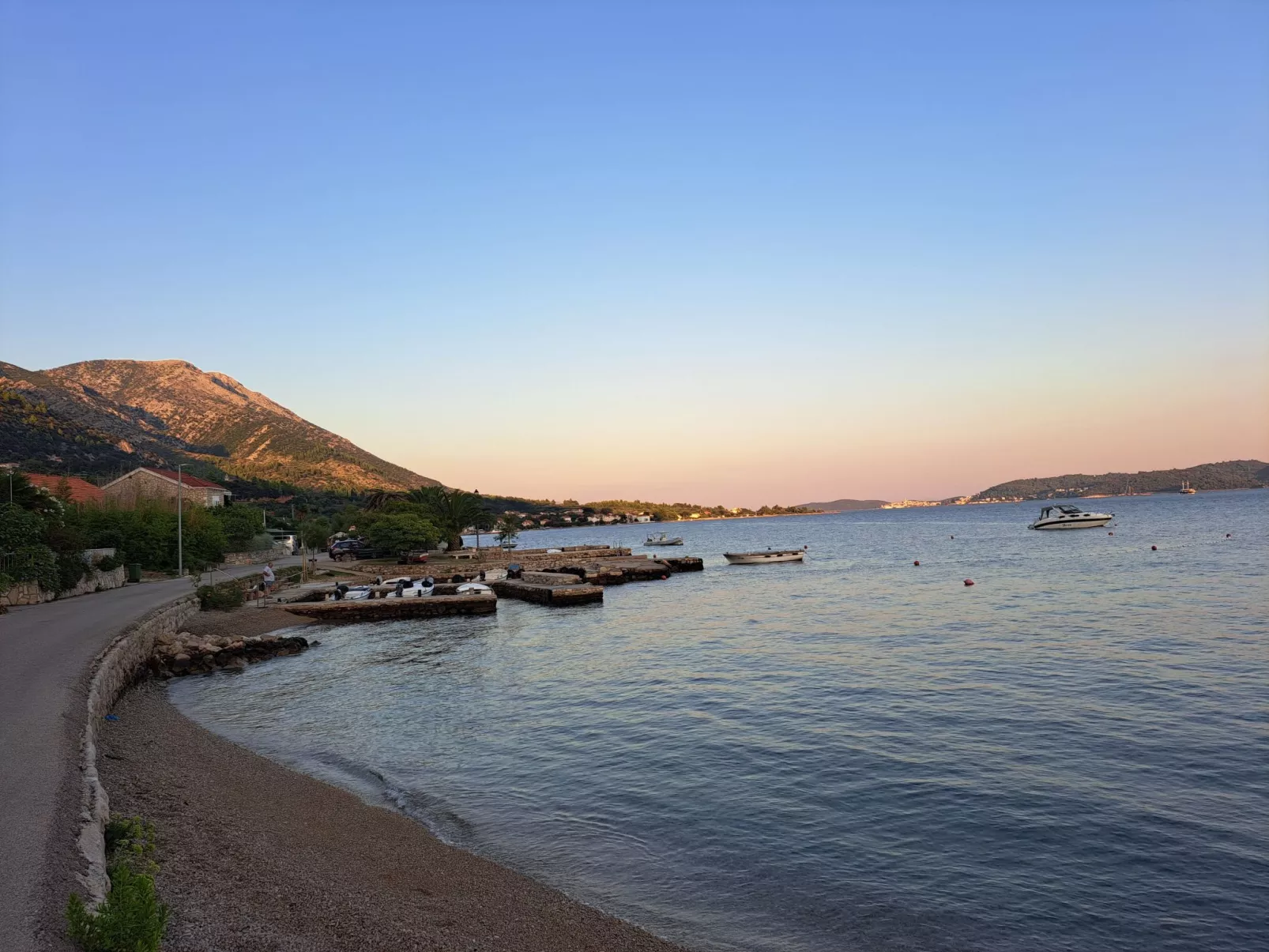 Appartement Peliska - ein paar Schritte vom Strand entfernt-Buiten