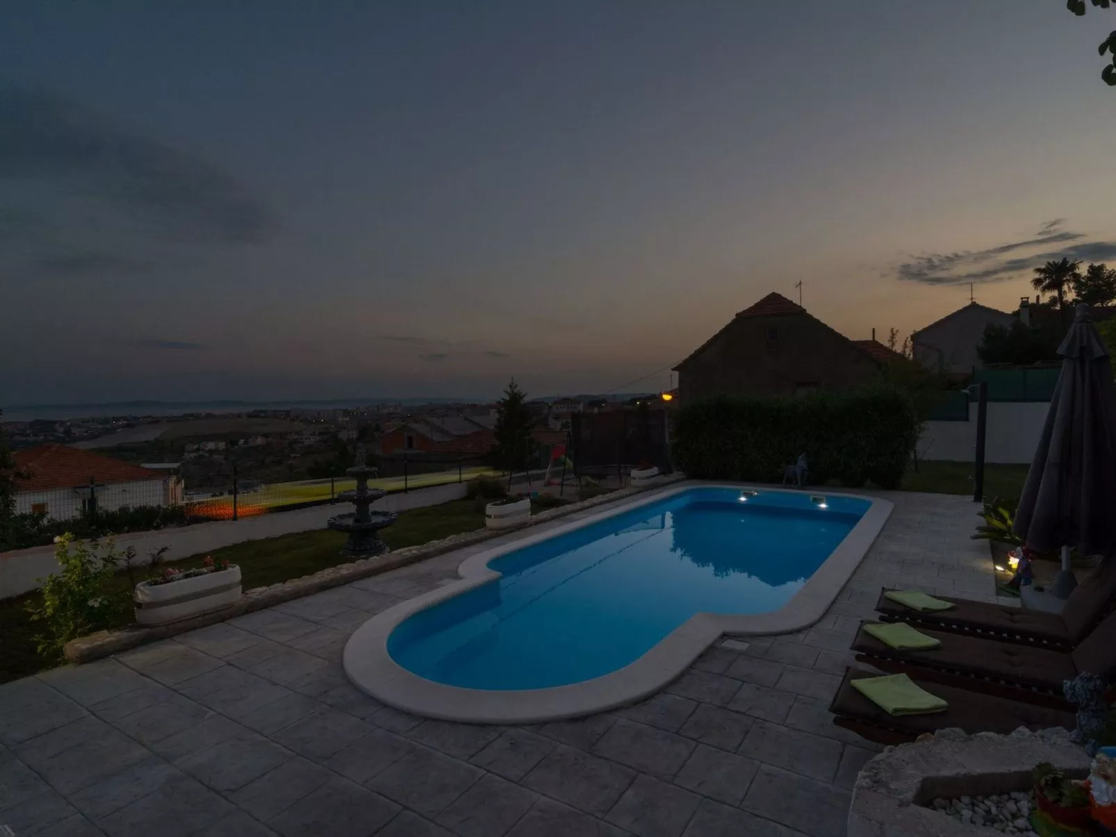 Villa "Roko" mit Whirlpool-Buiten