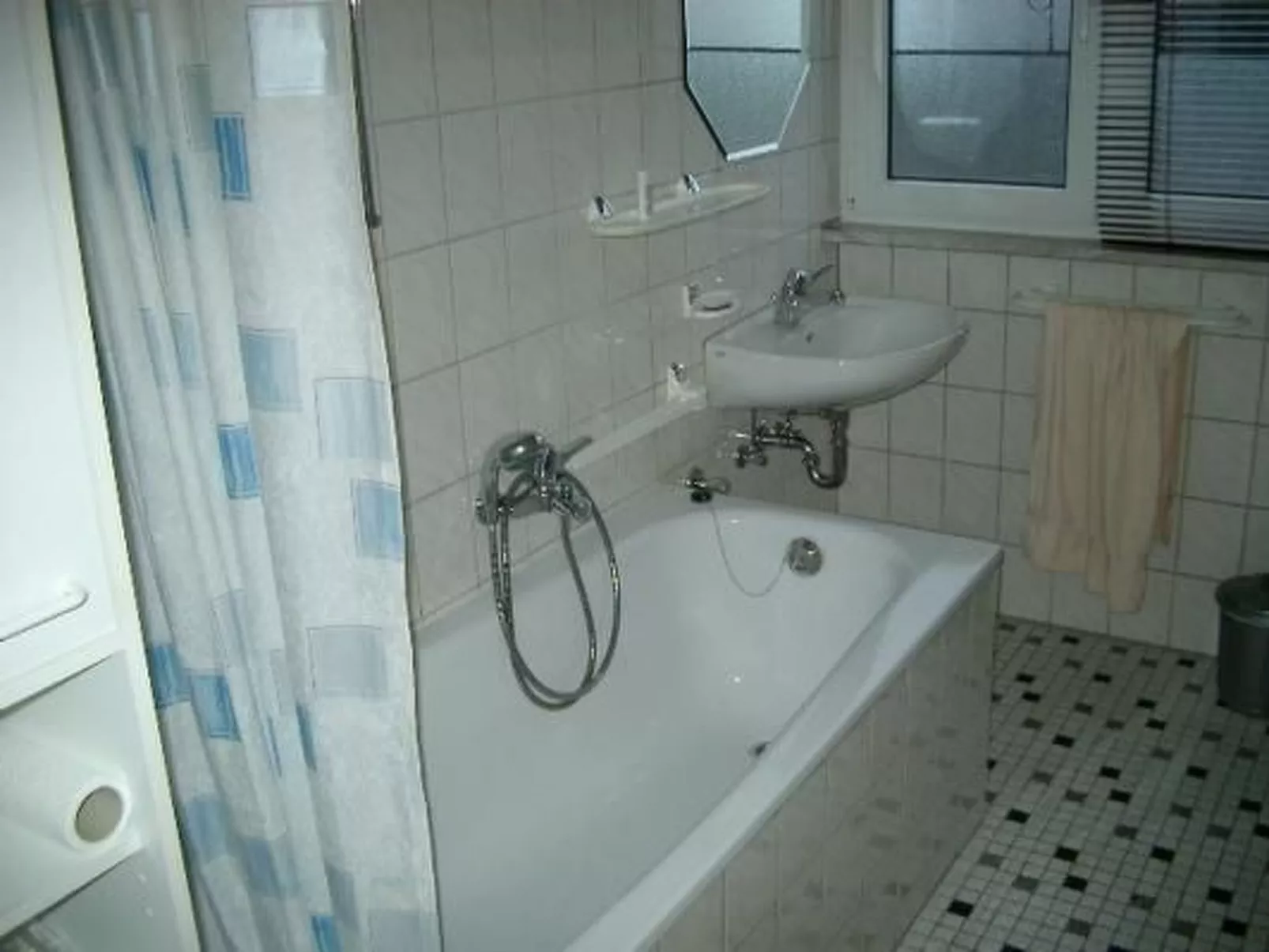 Wohnung in Castrop-Rauxel mit Garten-Binnen