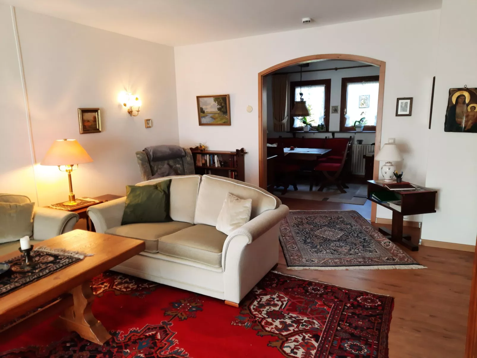 In Starkenburg im Isartaler Landhaus-Binnen