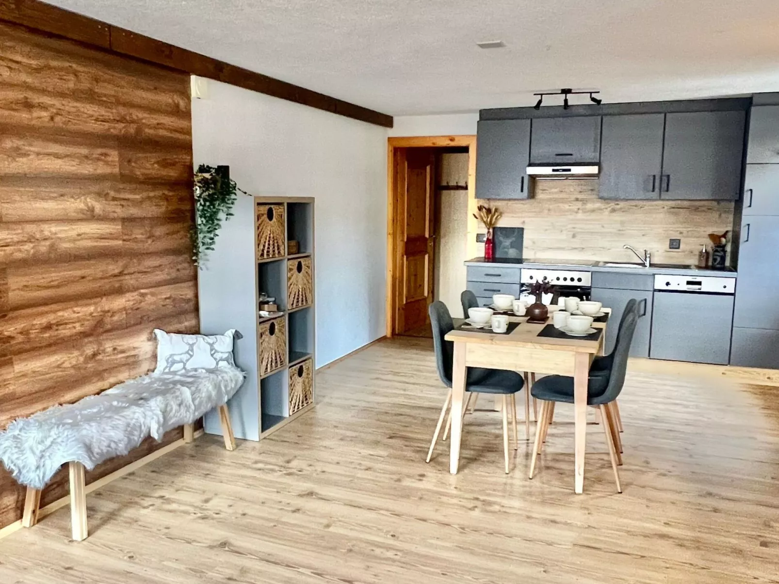 Chalet Alpenblick-Image-tags.info