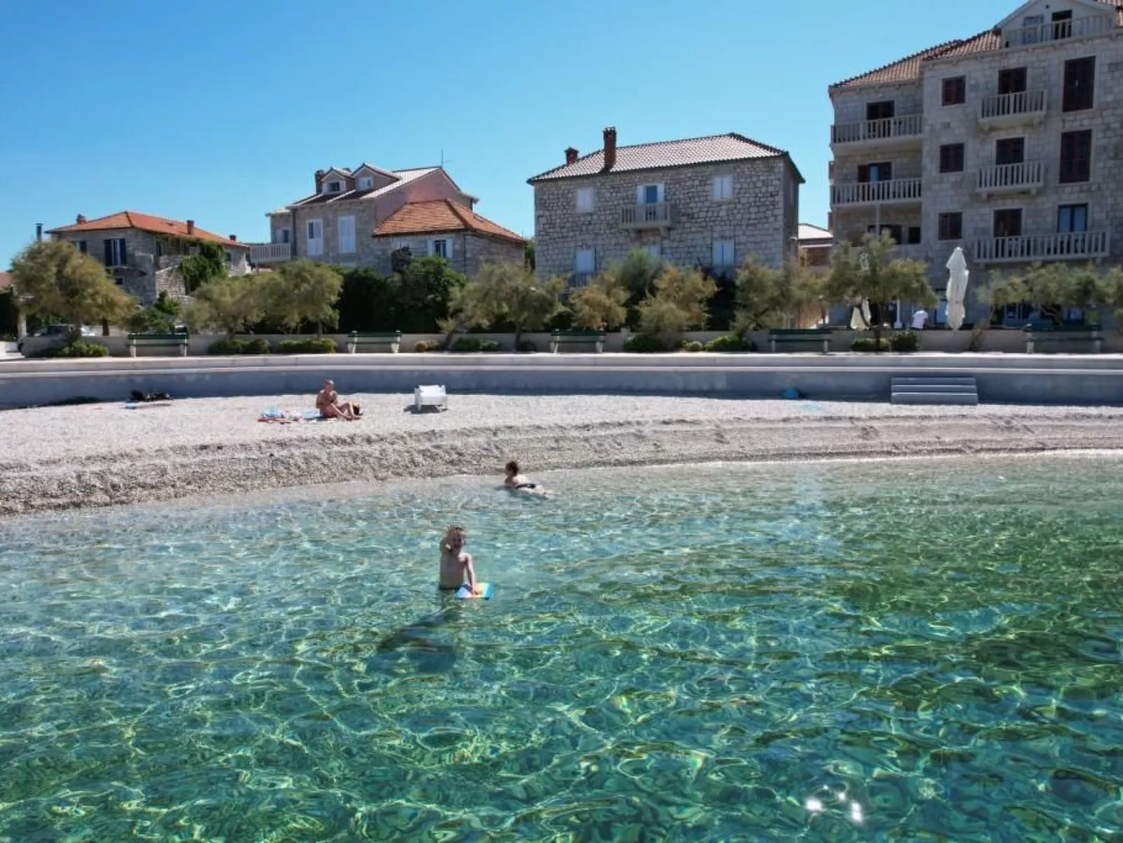 "Sweet Smile Postira"-Buiten