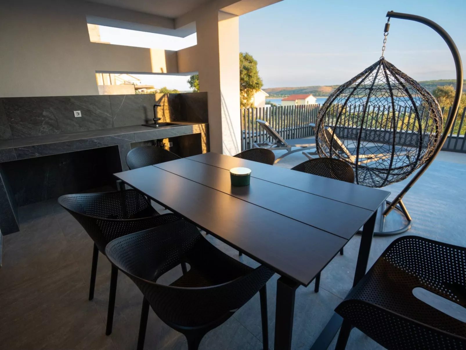 Strandnahe Villa Kara Sevda für 10 Personen-Binnen