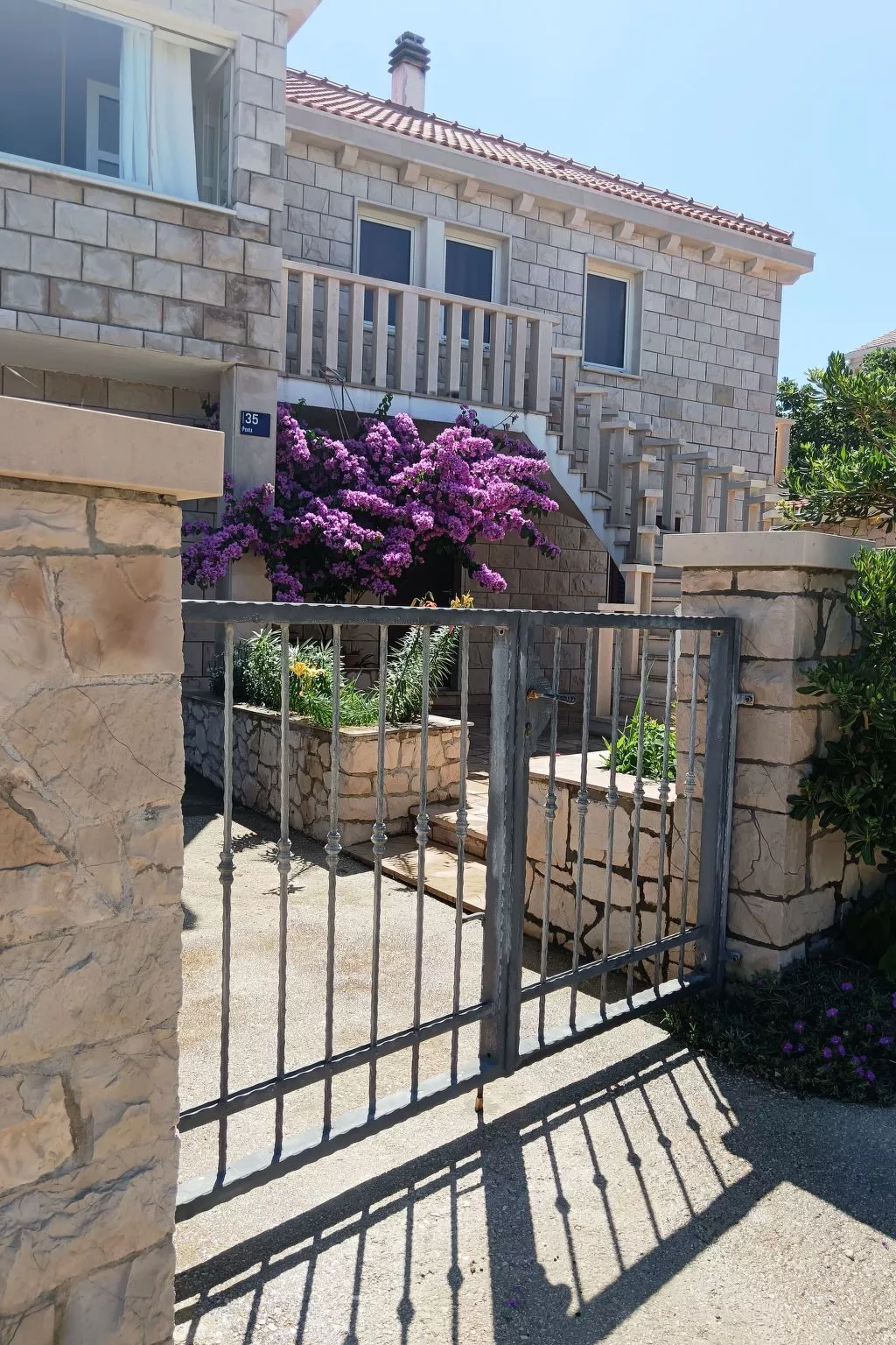 "Appartement "Ana""-Buiten