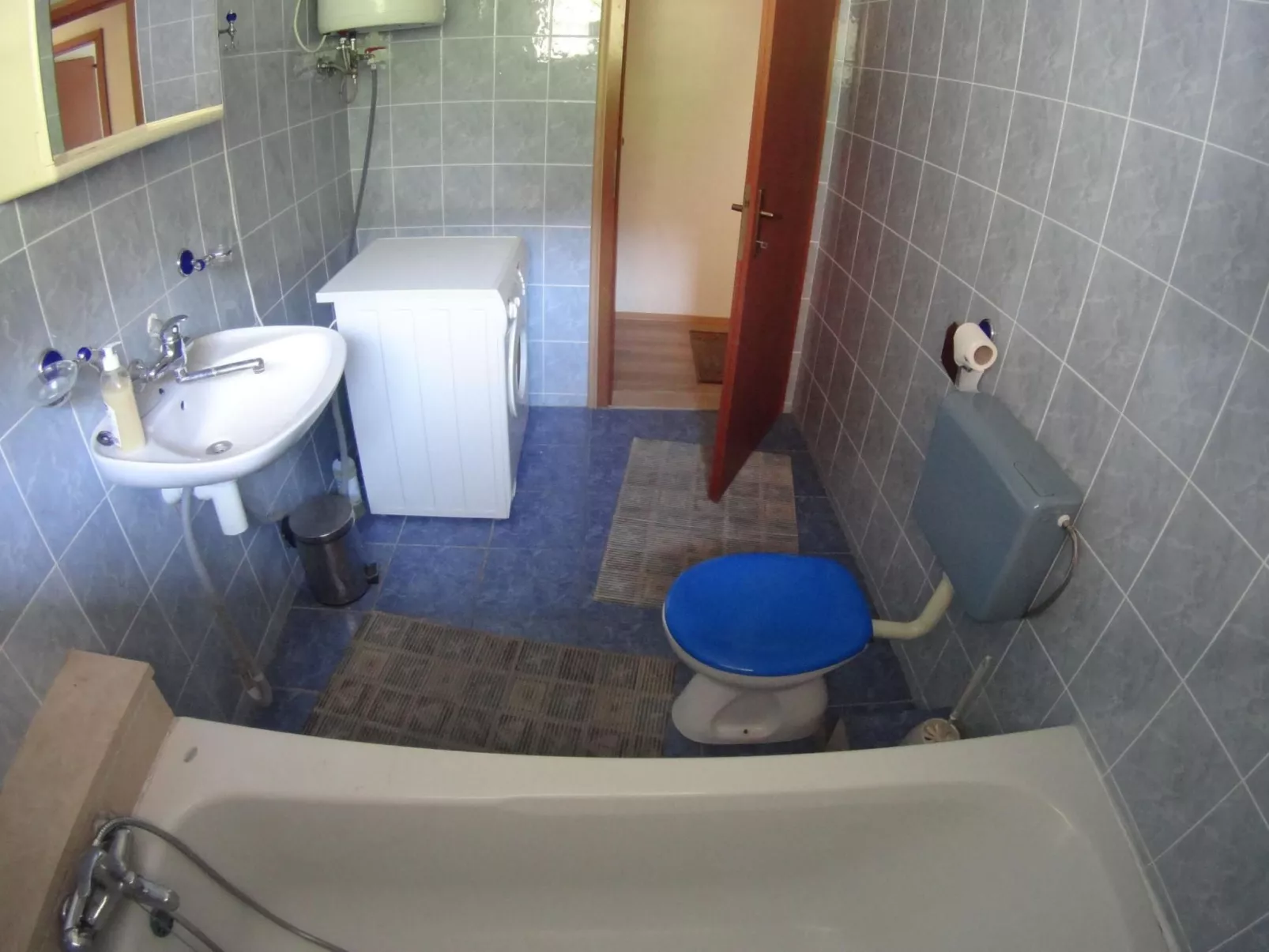 Mit Wasserblick-Binnen