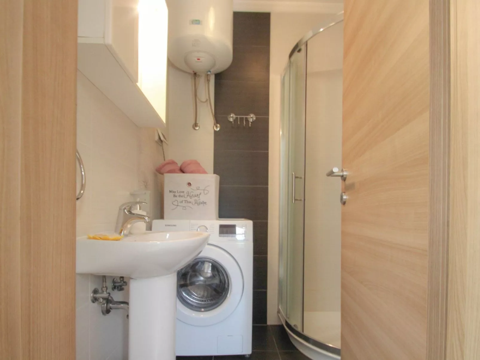 "Timea 2" mit Terrasse-Binnen