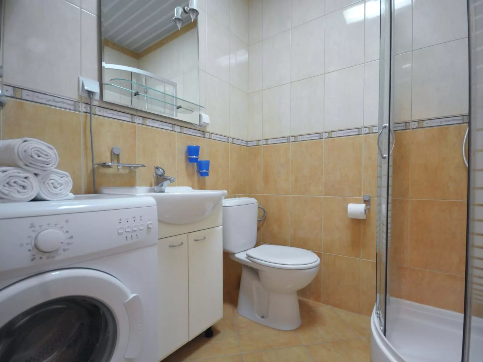 Charmante Wohnung in Centar mit französischem Balkon-Binnen