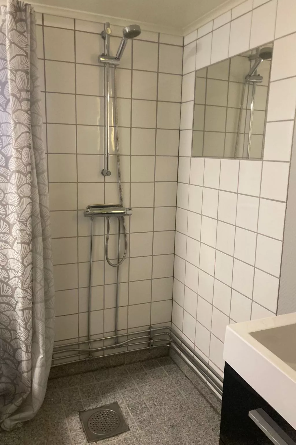 Charmantes Holzhaus mit eigenem Ruderboot-Binnen