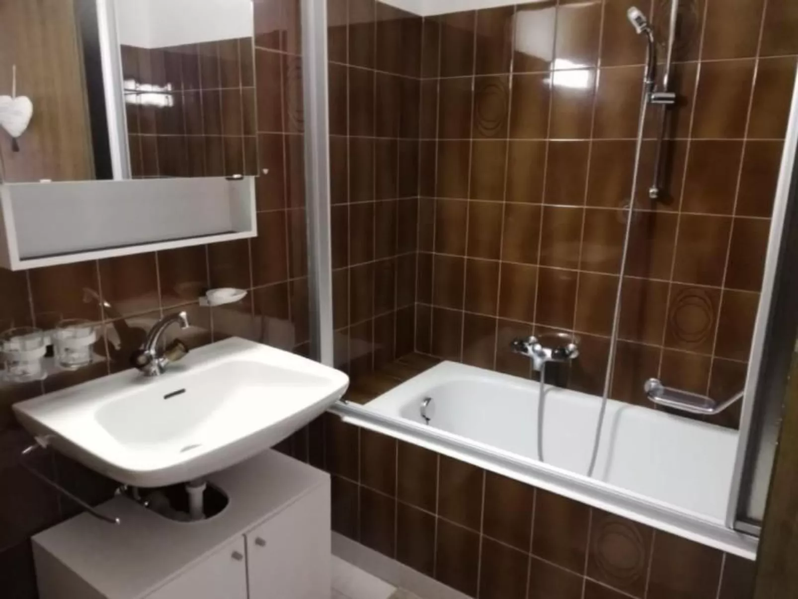 Chasa Minschuns-Binnen