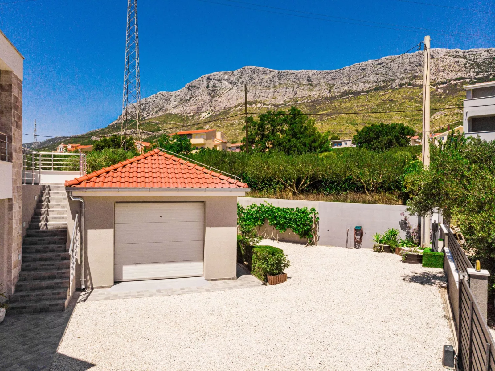 Villa Olea- Pool, Grill, Nähe Flughafen Split-Buiten