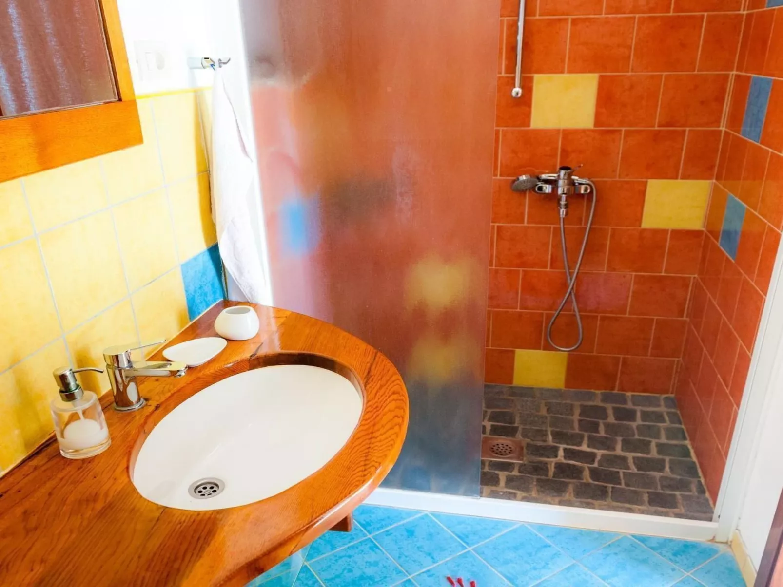 "Haus Gluscevic" direkt am Strand-Binnen