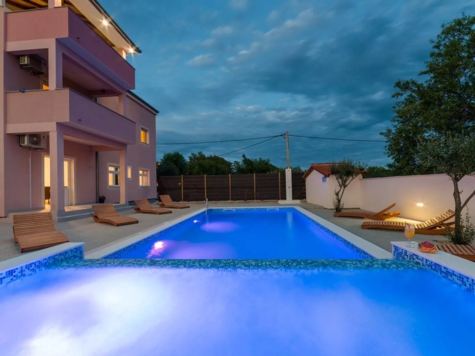 Villa Luce für 9 Personen und 1 Kind-Binnen