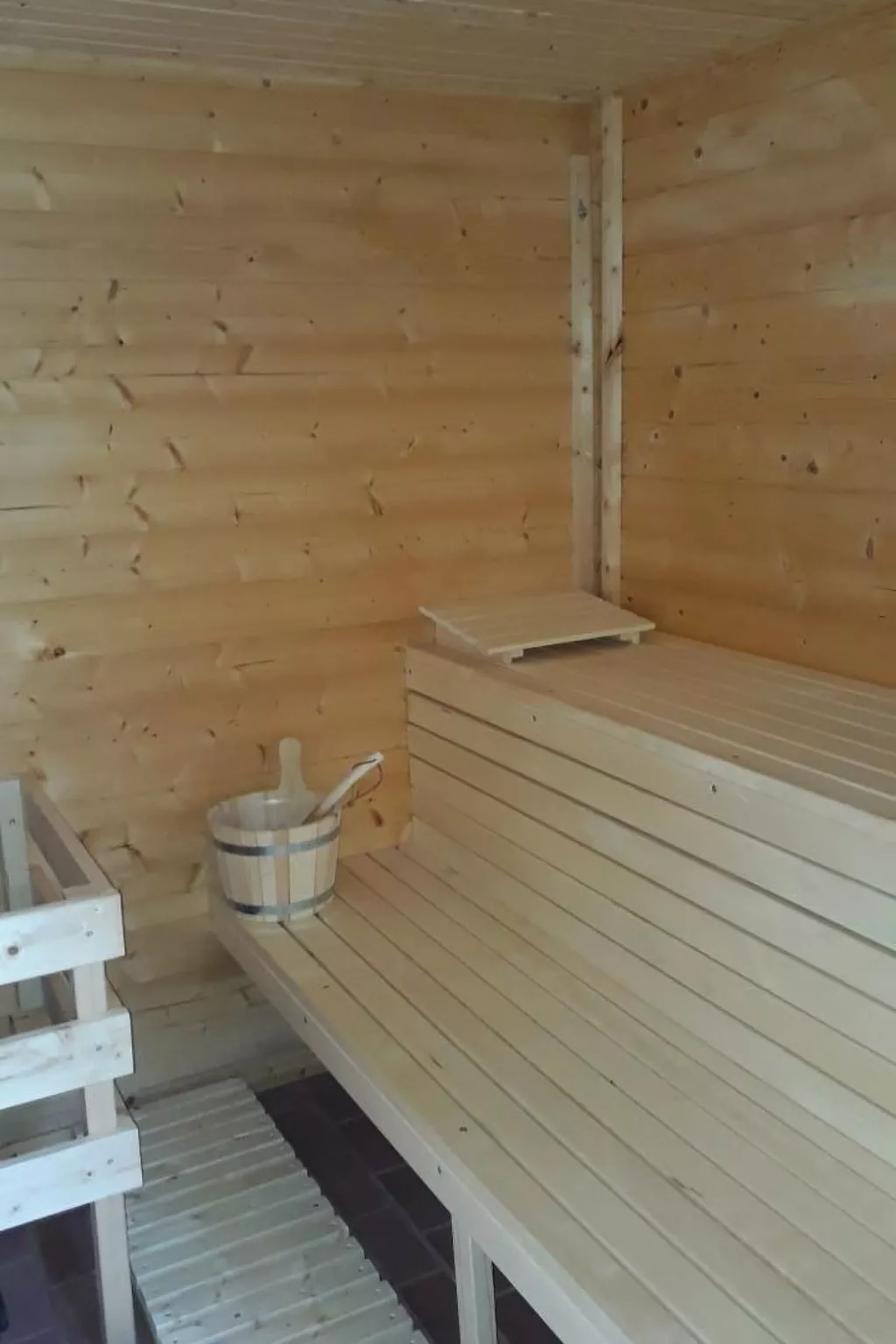 Blockhaus mit eigenem See-Image-tags.info