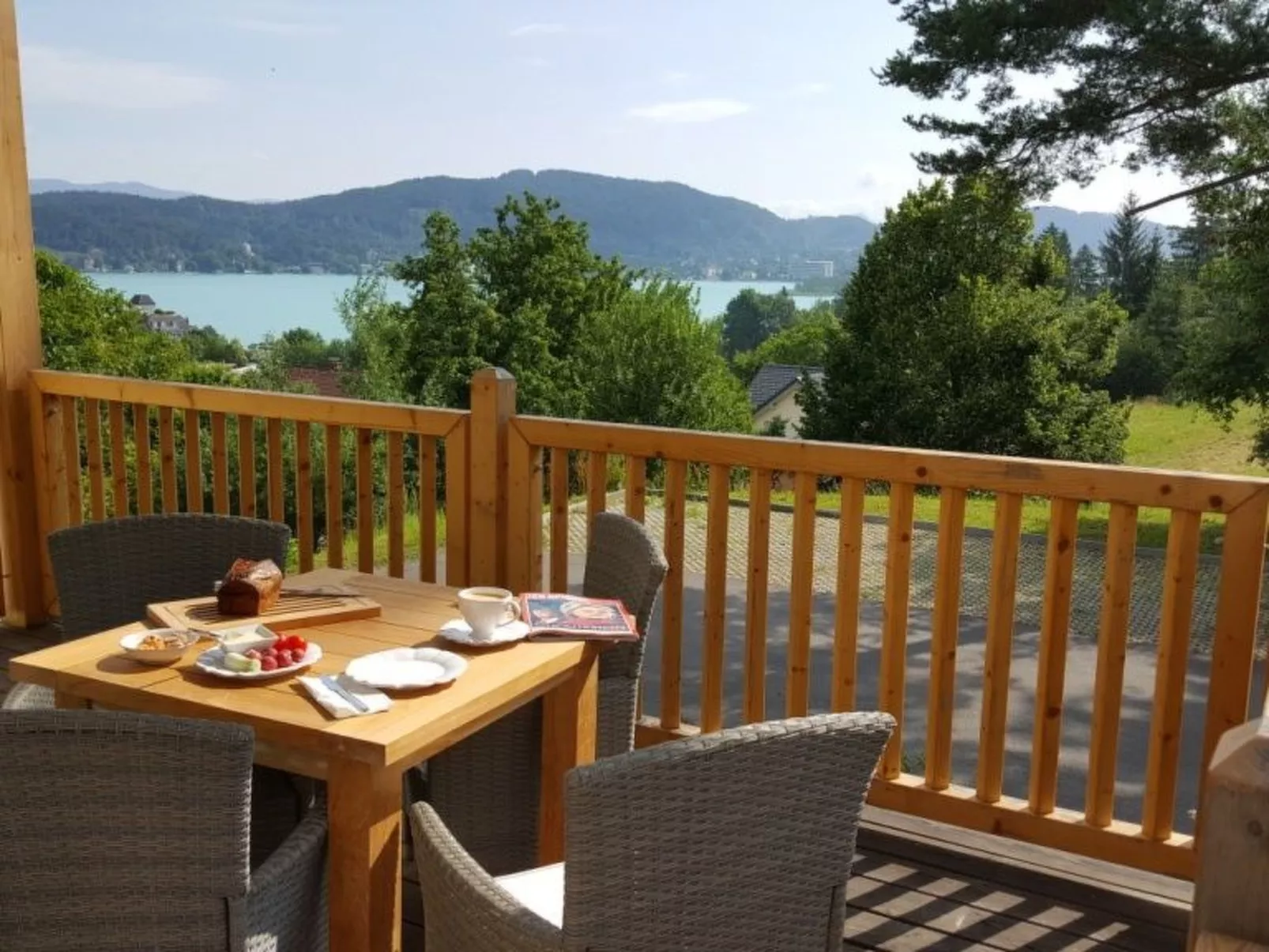 Villa Albatros in Oberdellach-Buiten