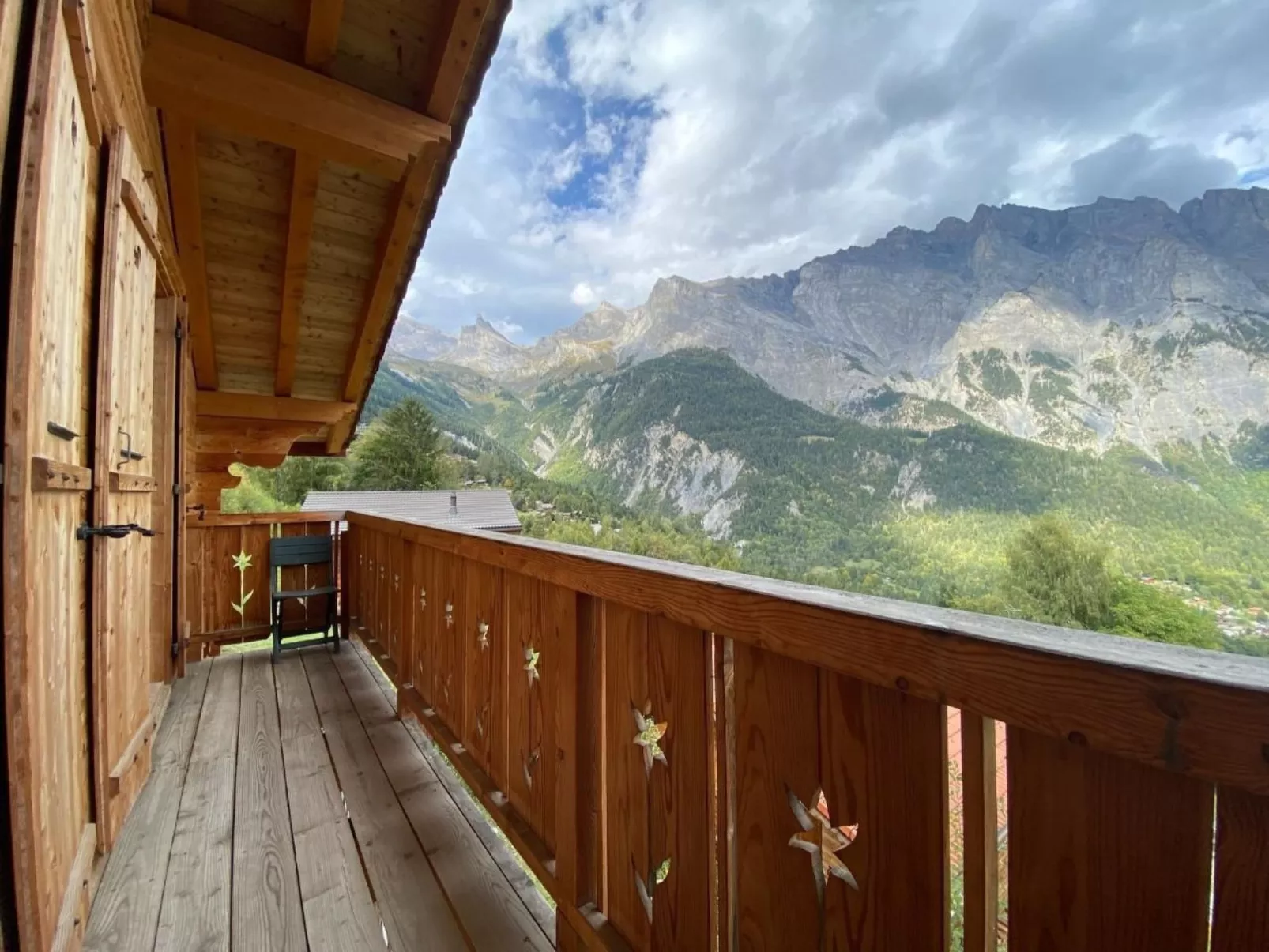 Chalet Alpilles - 4 Zi. mit atemberaubender Aussicht-Image-tags.info